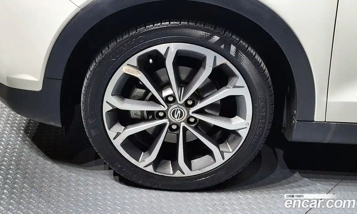SsangYong TIBOLI 2018 1.6 гидро в Москве № 2126108, фото 5