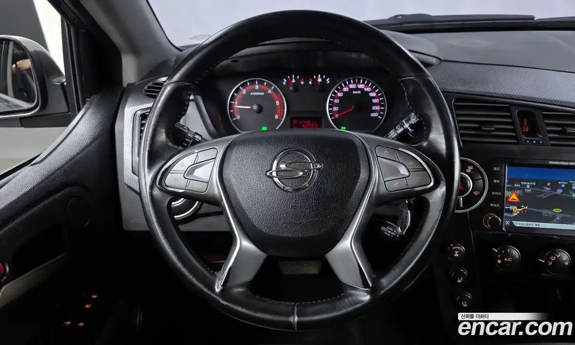 SsangYong Korando 2015 2.0 гидро в Москве № 2126270, фото 19