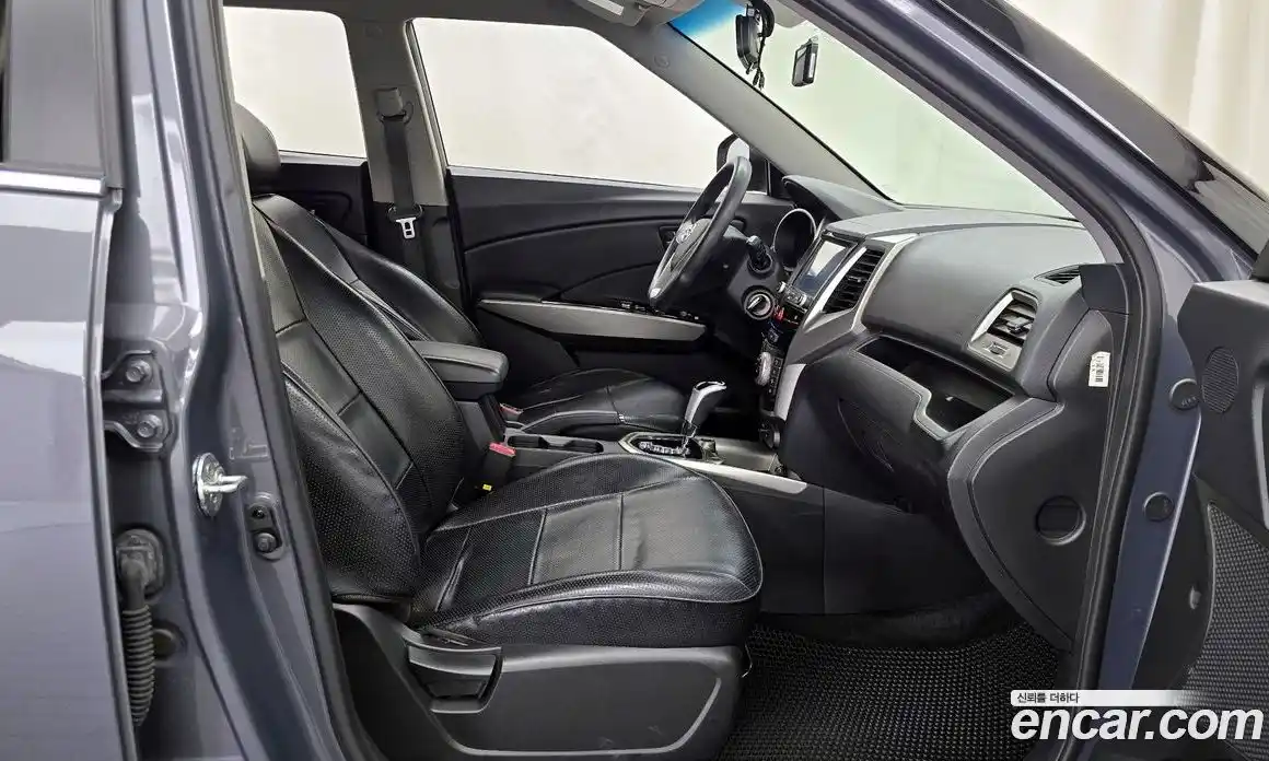 SsangYong TIBOLI 2017 1.6 гидро в Москве № 2126377, фото 17