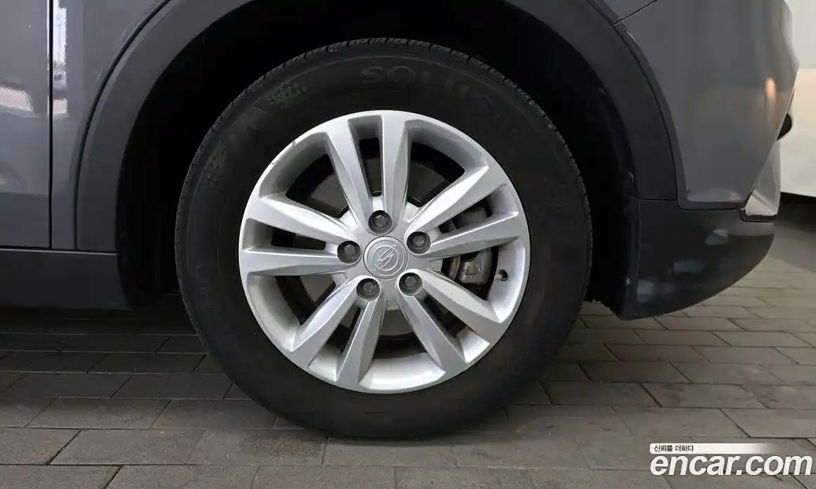 SsangYong TIBOLI 2017 1.6 гидро в Москве № 2126377, фото 7