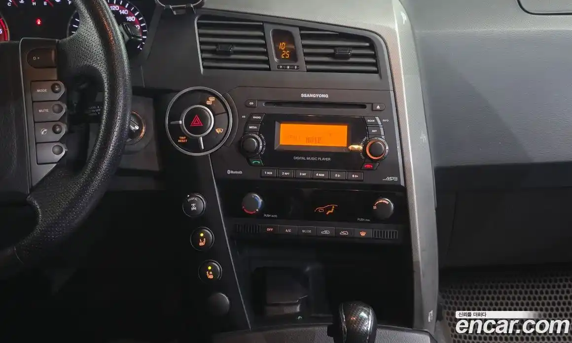 SsangYong Korando 2012 2.0 гидро в Москве № 2126879, фото 12