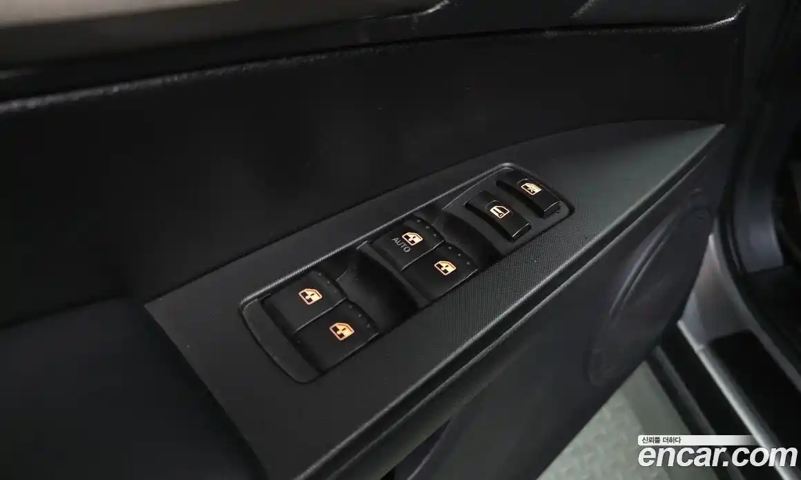 SsangYong Korando 2012 2.0 гидро в Москве № 2126879, фото 16