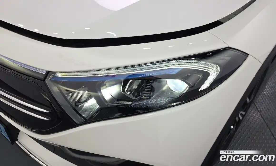 Mercedes-Benz EQB 2022 0.2 гидро в Москве № 2127216, фото 8