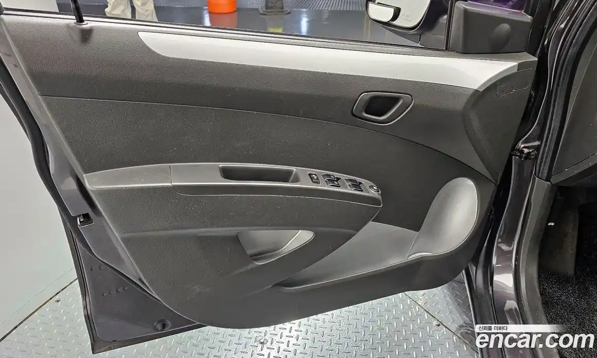 Chevrolet Spark 2015 1.0 гидро в Москве № 2127405, фото 14