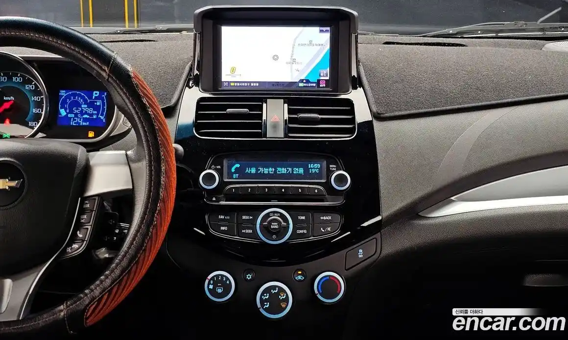 Chevrolet Spark 2015 1.0 гидро в Москве № 2127405, фото 20