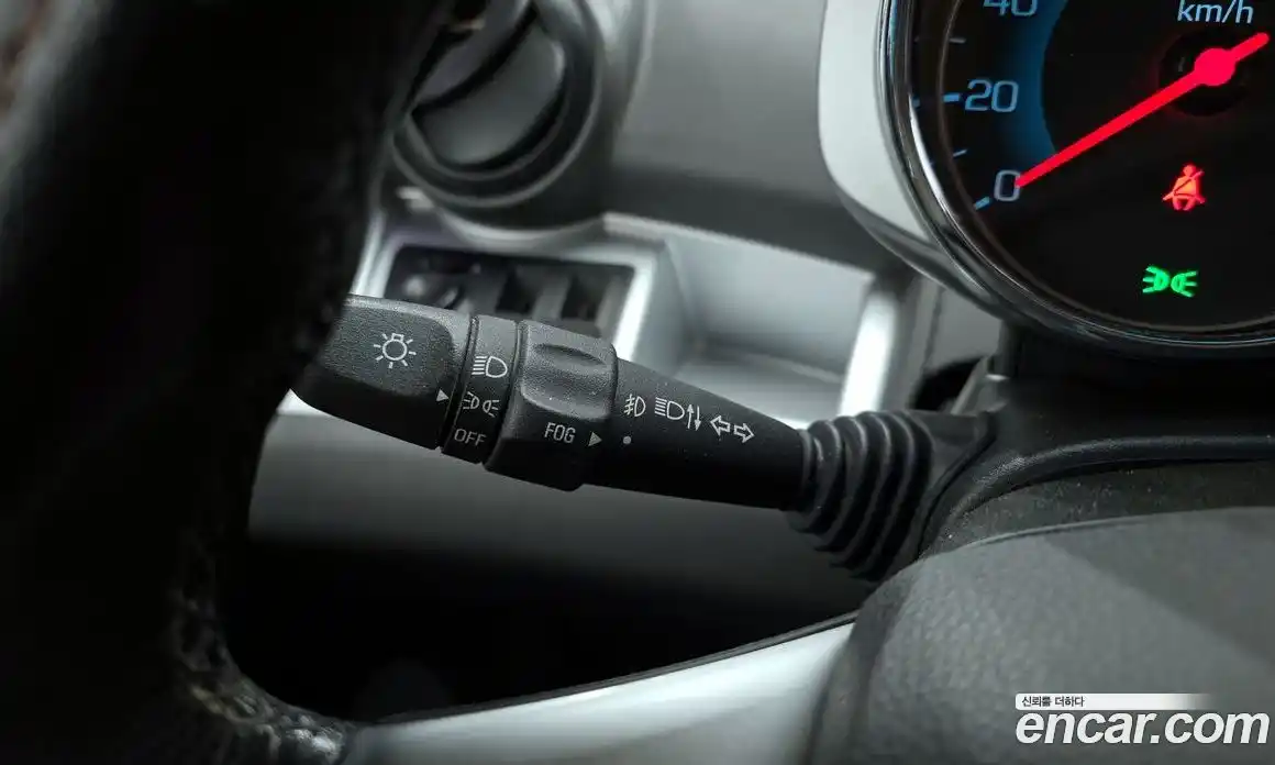 Chevrolet Spark 2015 1.0 гидро в Москве № 2127405, фото 30