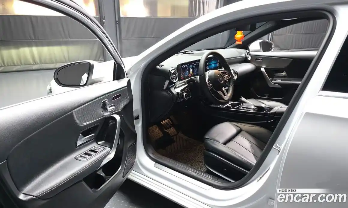 Mercedes-Benz A-Class 2021 2.0 гидро в Москве № 2127585, фото 13