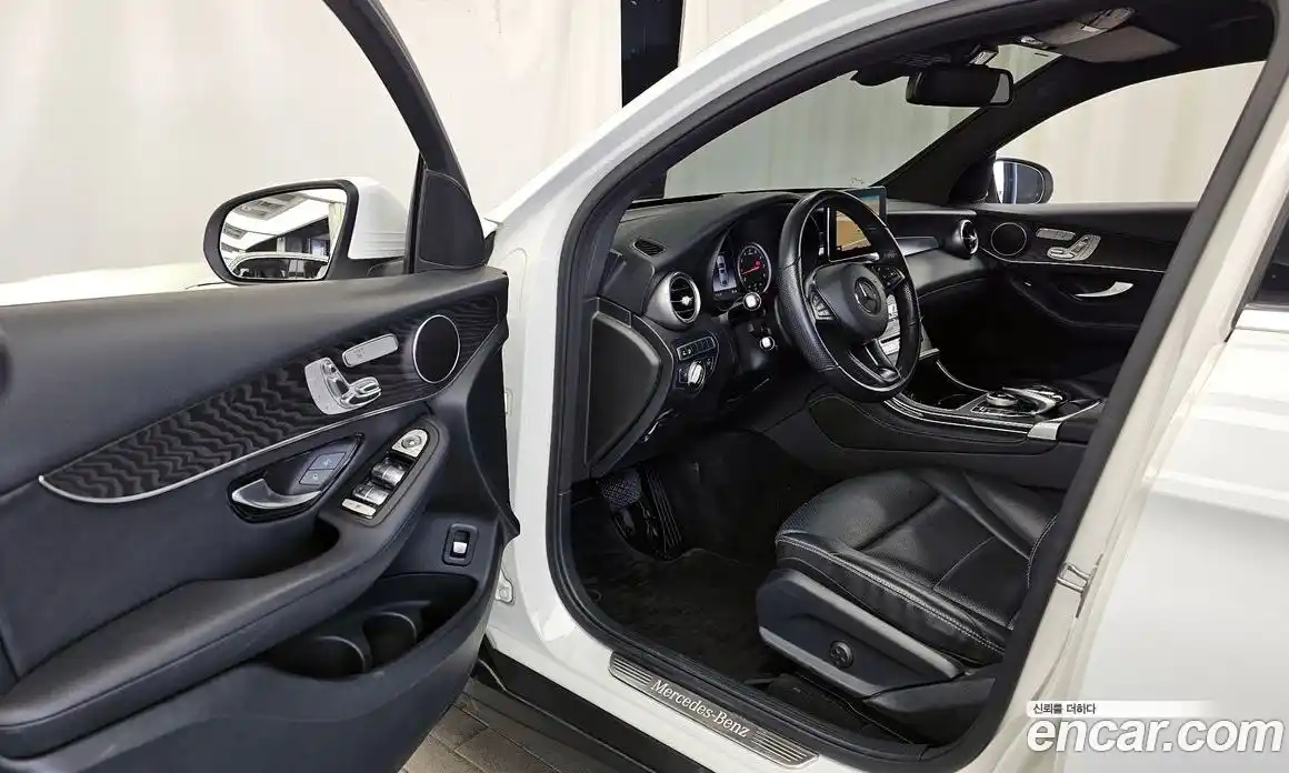 Mercedes-Benz GLC-Class 2019 2.0 гидро в Москве № 2127680, фото 13