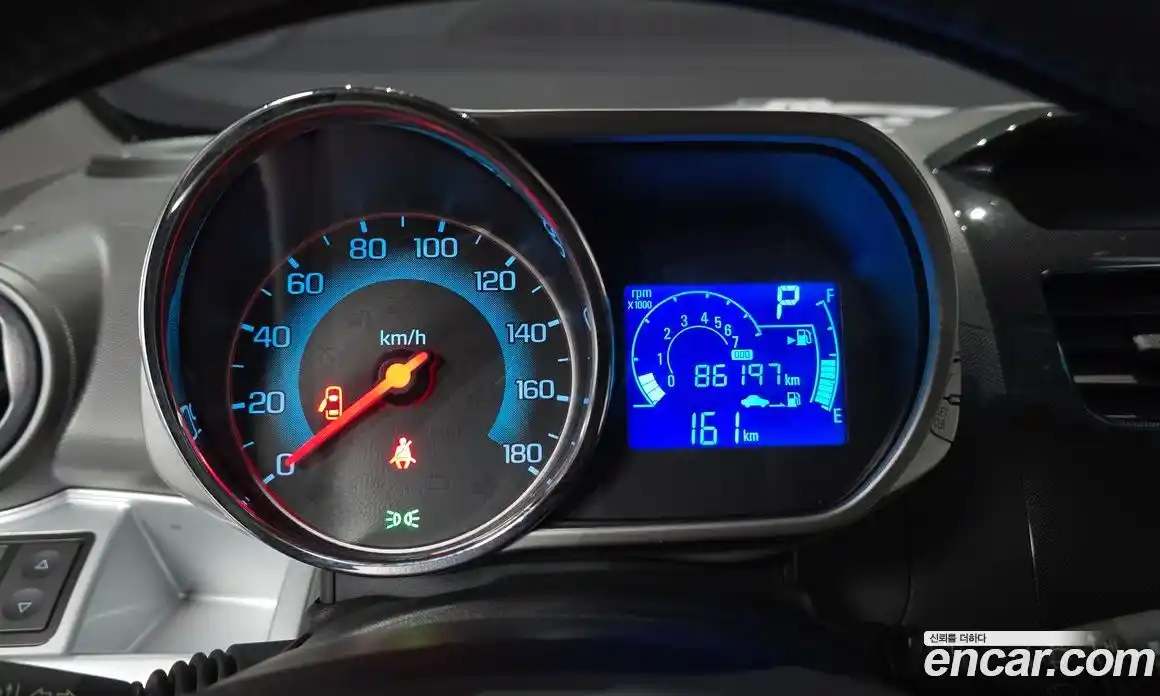 Chevrolet Spark 2014 1.0 гидро в Москве № 2127740, фото 8