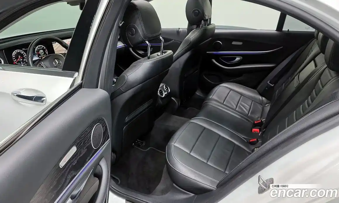 Mercedes-Benz E-Class 2017 2.0 гидро в Москве № 2127802, фото 12