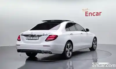 Mercedes-Benz E-Class 2017 2.0 гидро в Москве № 2127802, миниатюра 2