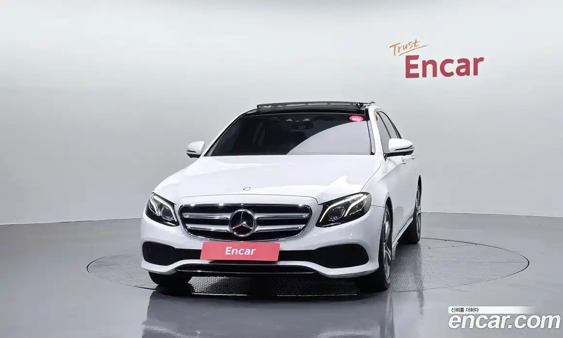 Mercedes-Benz E-Class 2017 2.0 гидро в Москве № 2127802, фото 3