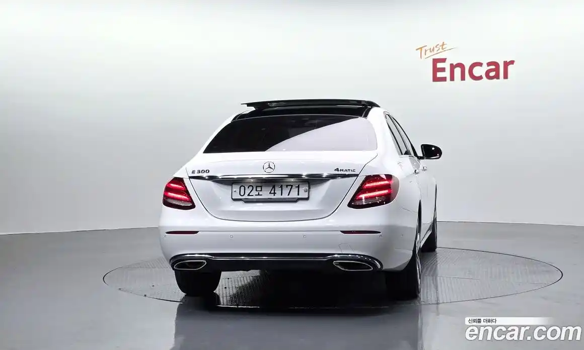 Mercedes-Benz E-Class 2017 2.0 гидро в Москве № 2127802, фото 4