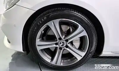 Mercedes-Benz E-Class 2017 2.0 гидро в Москве № 2127802, миниатюра 5