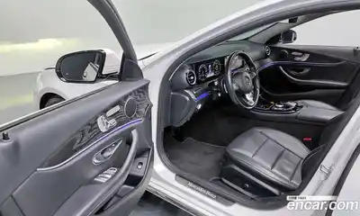 Mercedes-Benz E-Class 2017 2.0 гидро в Москве № 2127802, миниатюра 10