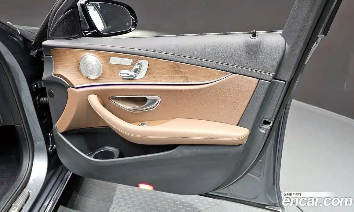 Mercedes-Benz E-Class 2021 2.0 гидро в Москве № 2127804, фото 27