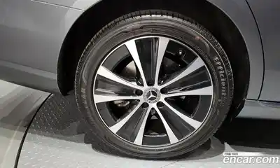 Mercedes-Benz E-Class 2021 2.0 гидро в Москве № 2127804, миниатюра 5