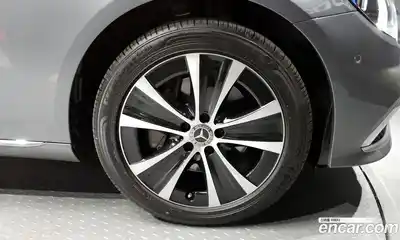 Mercedes-Benz E-Class 2021 2.0 гидро в Москве № 2127804, миниатюра 7