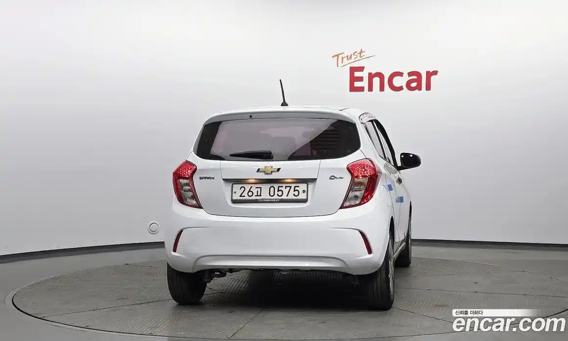 Chevrolet Spark 2016 1.0 гидро в Москве № 2128194, фото 4