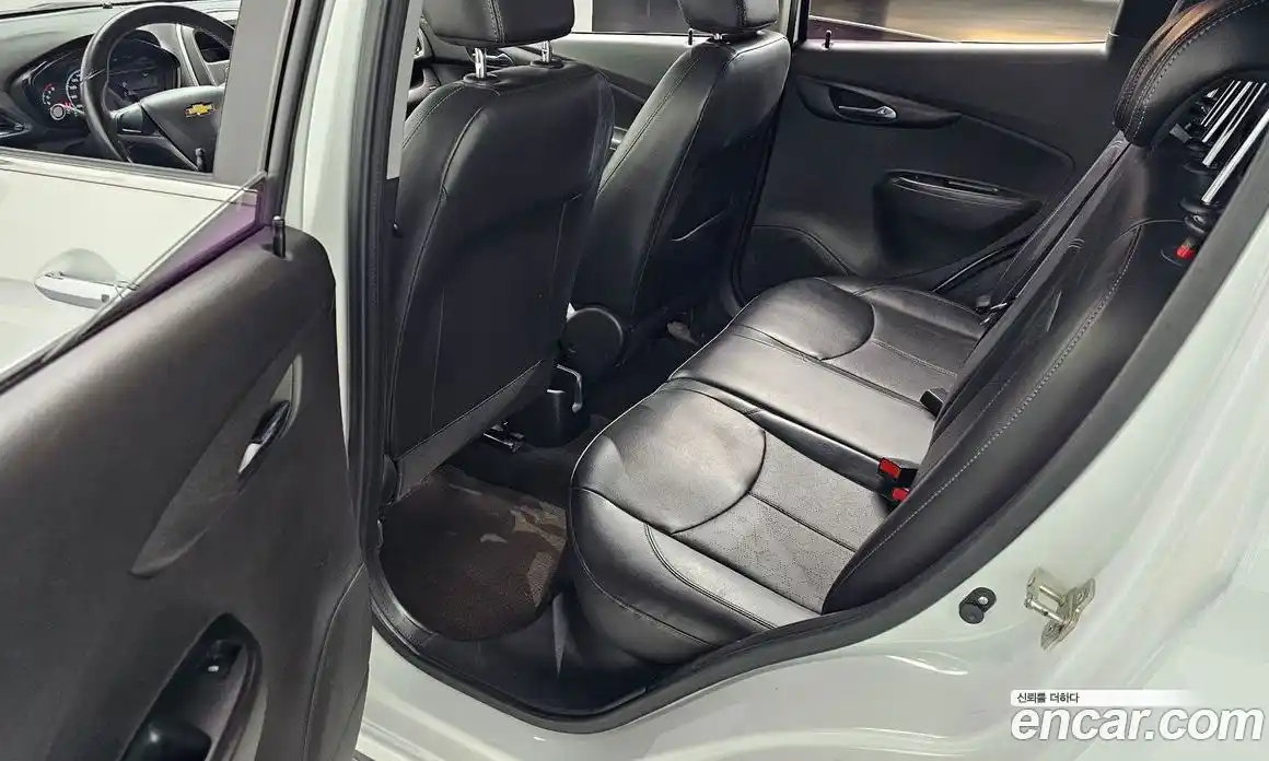 Chevrolet Spark 2016 1.0 гидро в Москве № 2128365, фото 12