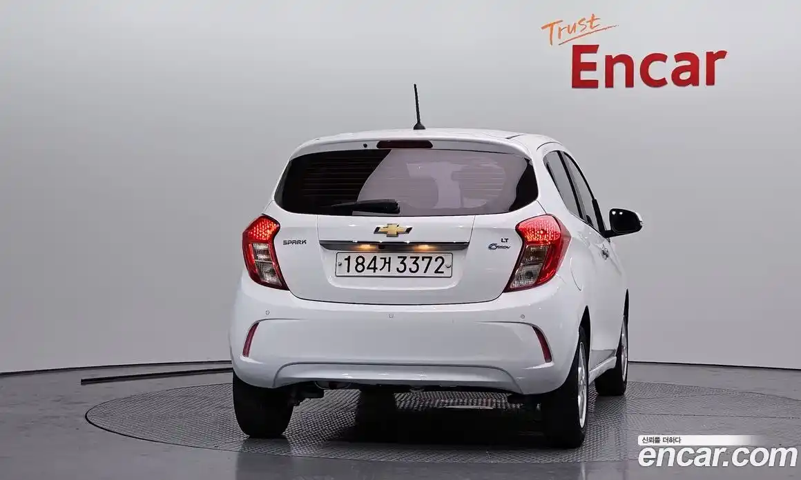 Chevrolet Spark 2016 1.0 гидро в Москве № 2128365, фото 4