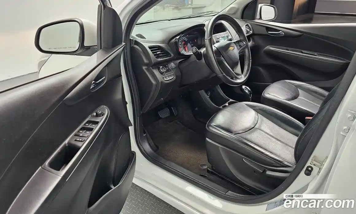 Chevrolet Spark 2016 1.0 гидро в Москве № 2128365, фото 10
