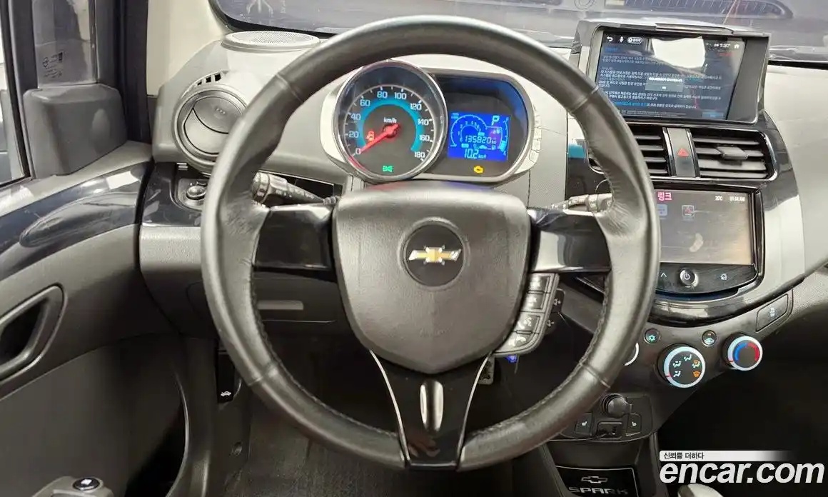 Chevrolet Spark 2015 1.0 гидро в Москве № 2128367, фото 14