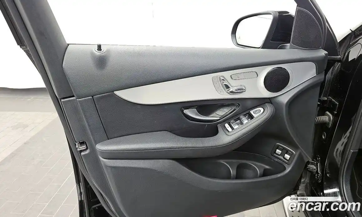 Mercedes-Benz GLC-Class 2018 2.0 гидро в Москве № 2128447, фото 14