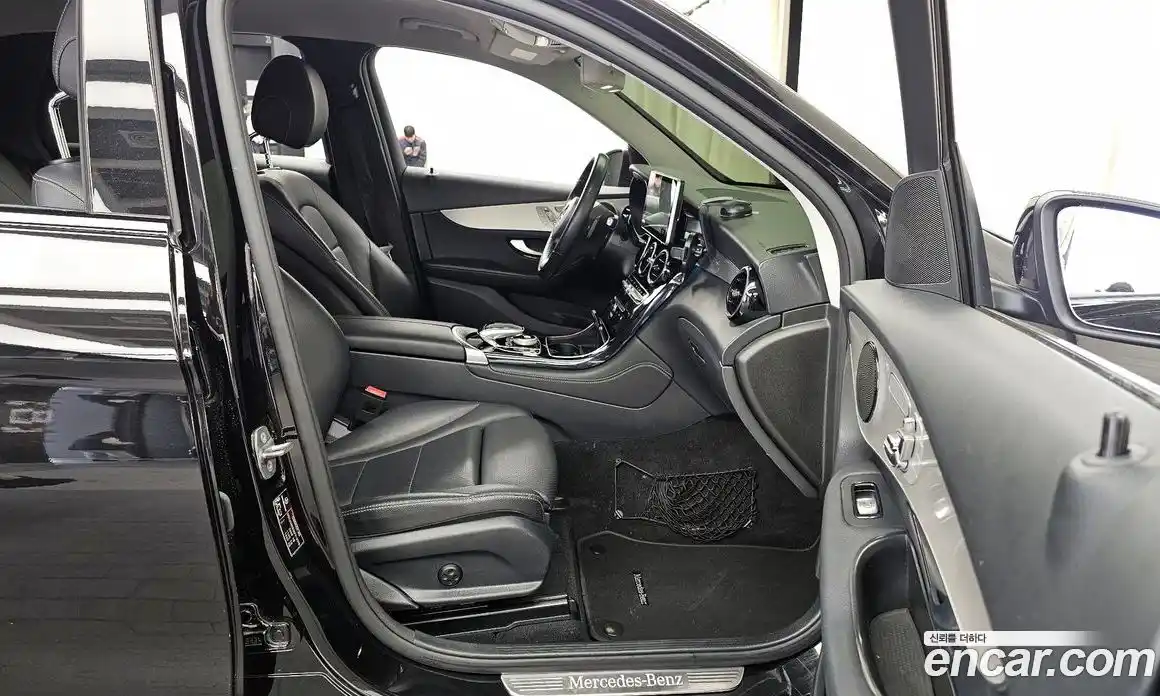Mercedes-Benz GLC-Class 2018 2.0 гидро в Москве № 2128447, фото 17