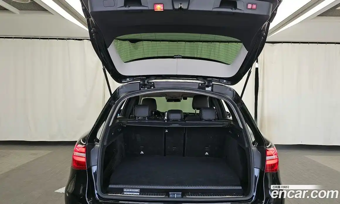 Mercedes-Benz GLC-Class 2018 2.0 гидро в Москве № 2128447, фото 26