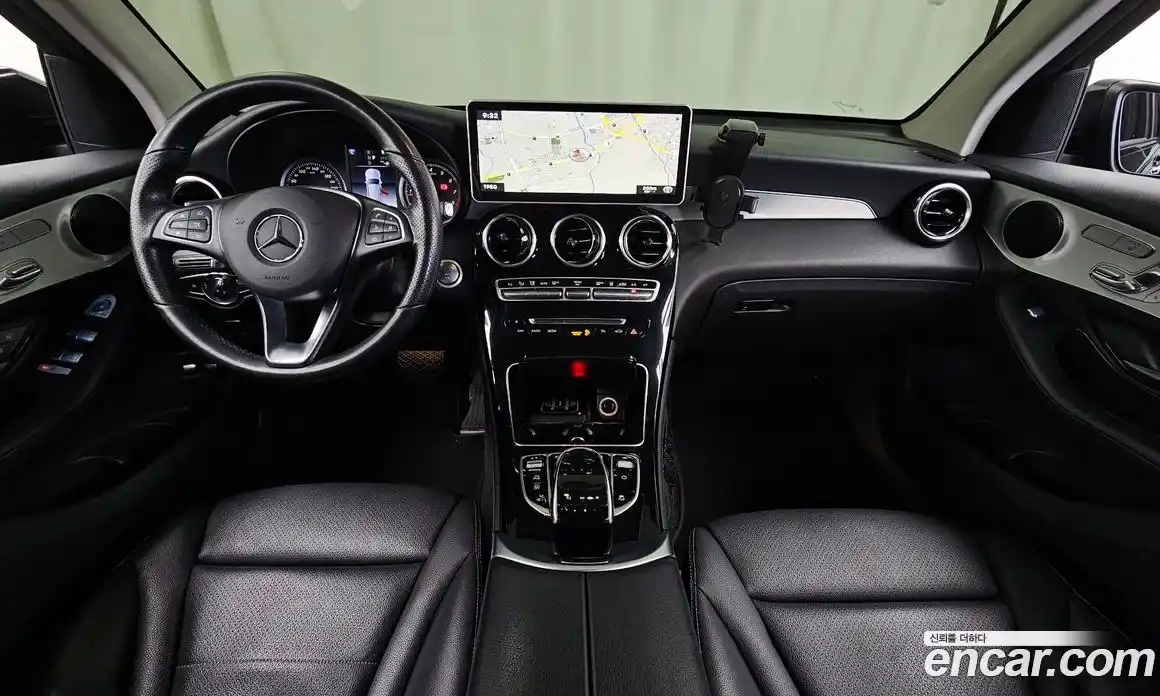 Mercedes-Benz GLC-Class 2018 2.0 гидро в Москве № 2128447, фото 10