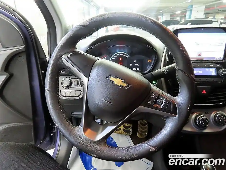 Chevrolet Spark 2015 1.0 гидро в Москве № 2128482, фото 12