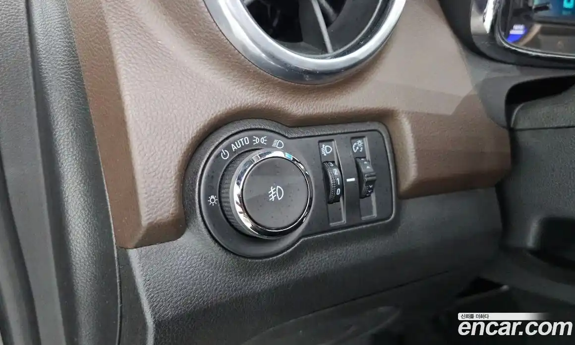 Chevrolet Trax 2014 1.4 гидро в Москве № 2128551, фото 15