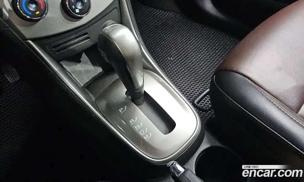 Chevrolet Trax 2014 1.4 гидро в Москве № 2128551, фото 9
