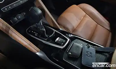 Renault QM6 2024 2.0 гидро в Москве № 2128815, миниатюра 9