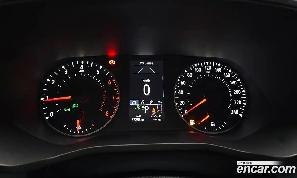 Renault XM3 2021 1.6 гидро в Москве № 2128837, фото 8