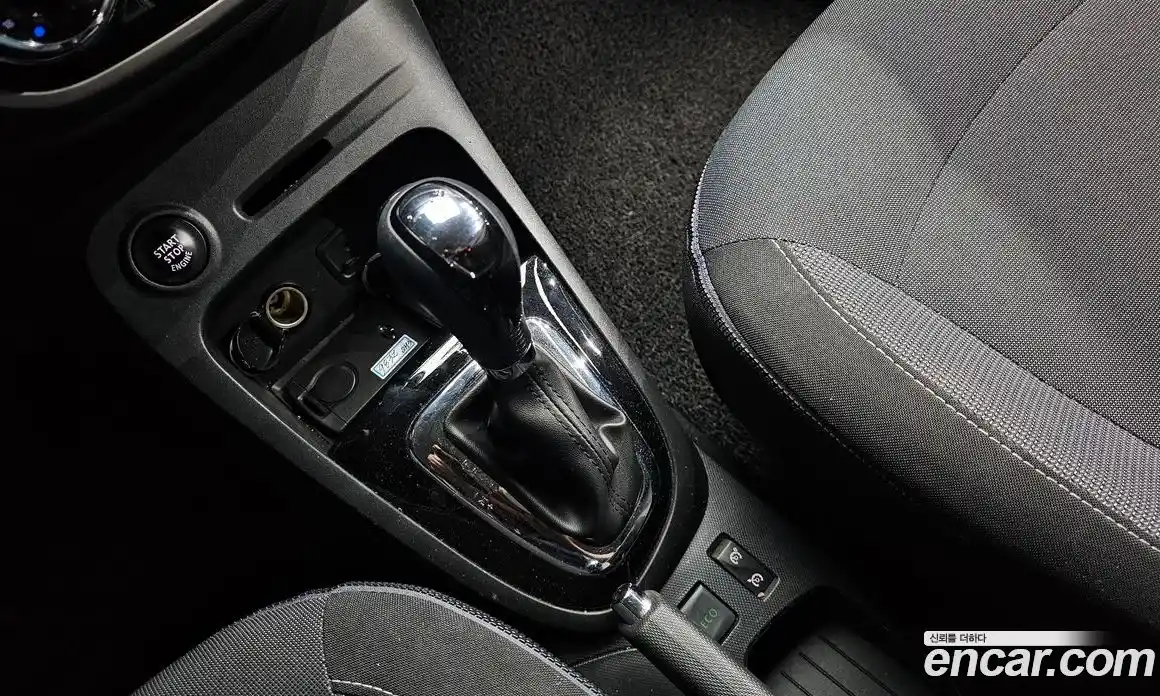 Renault QM3 2016 1.5 гидро в Москве № 2129027, фото 12