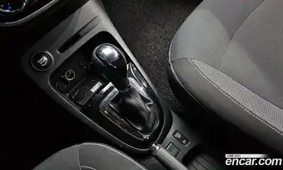 Renault QM3 2016 1.5 гидро в Москве № 2129027, миниатюра 12