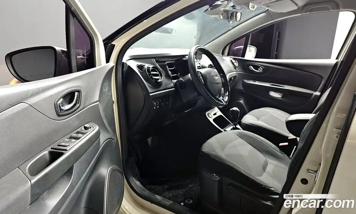 Renault QM3 2016 1.5 гидро в Москве № 2129027, фото 13