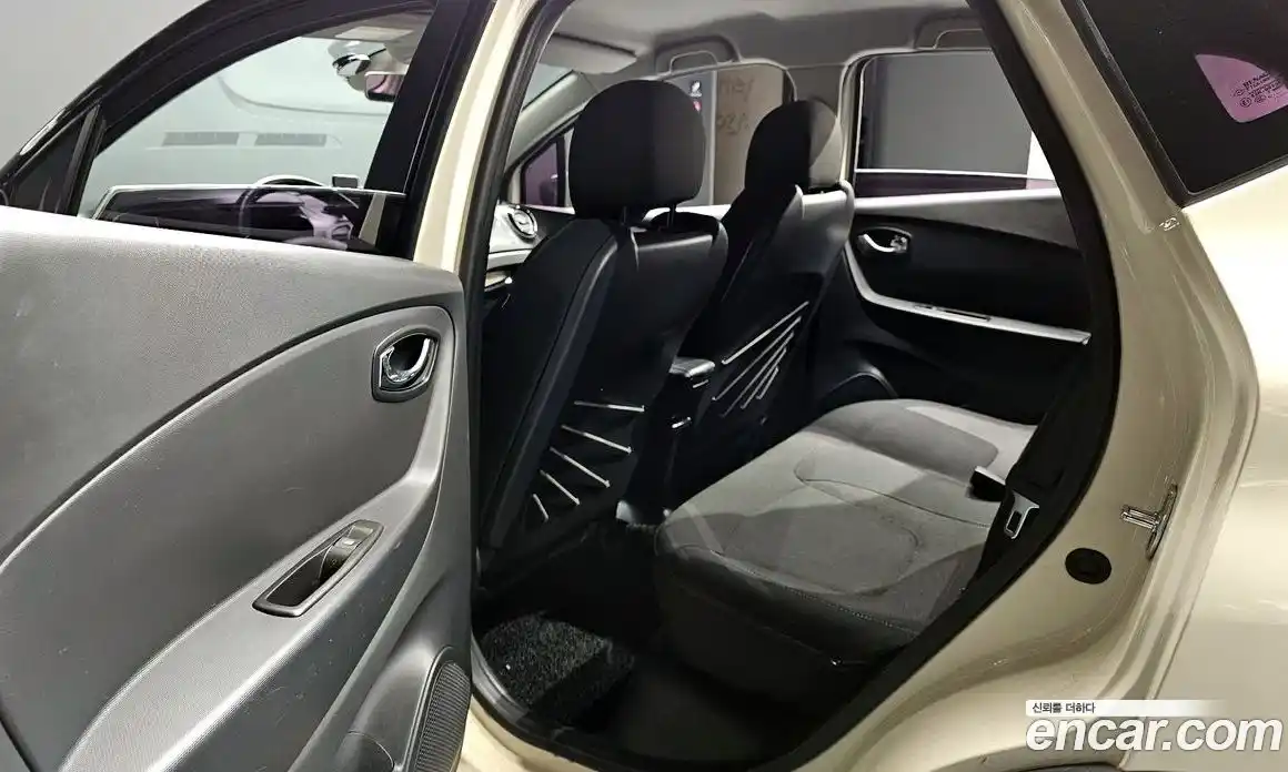 Renault QM3 2016 1.5 гидро в Москве № 2129027, фото 16