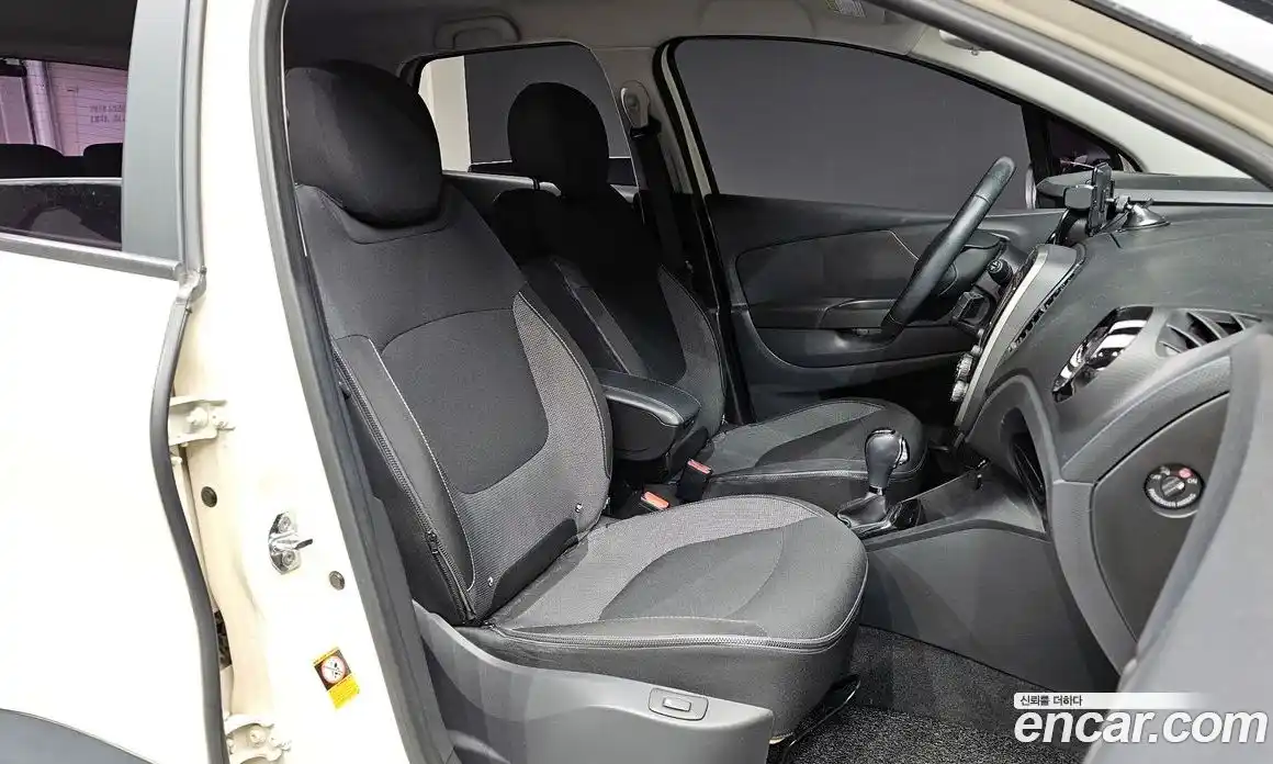 Renault QM3 2016 1.5 гидро в Москве № 2129027, фото 17
