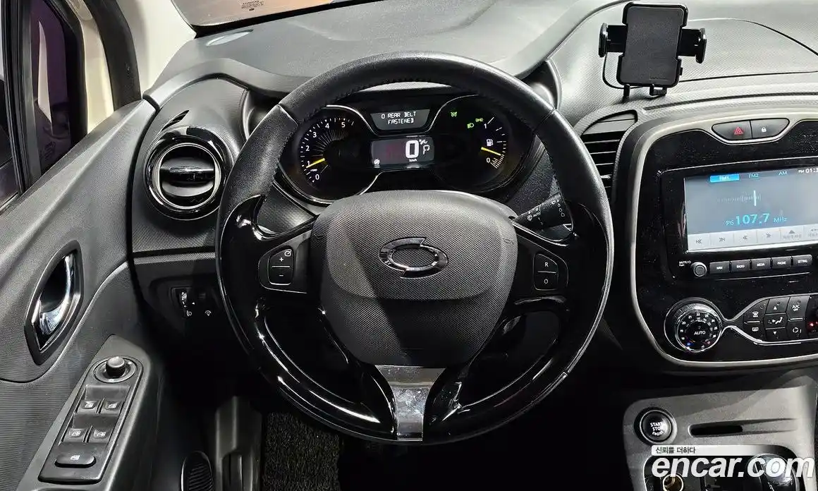 Renault QM3 2016 1.5 гидро в Москве № 2129027, фото 21