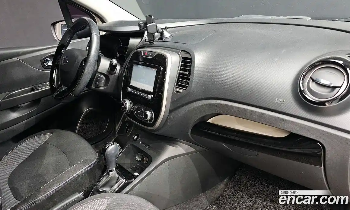 Renault QM3 2016 1.5 гидро в Москве № 2129027, фото 28