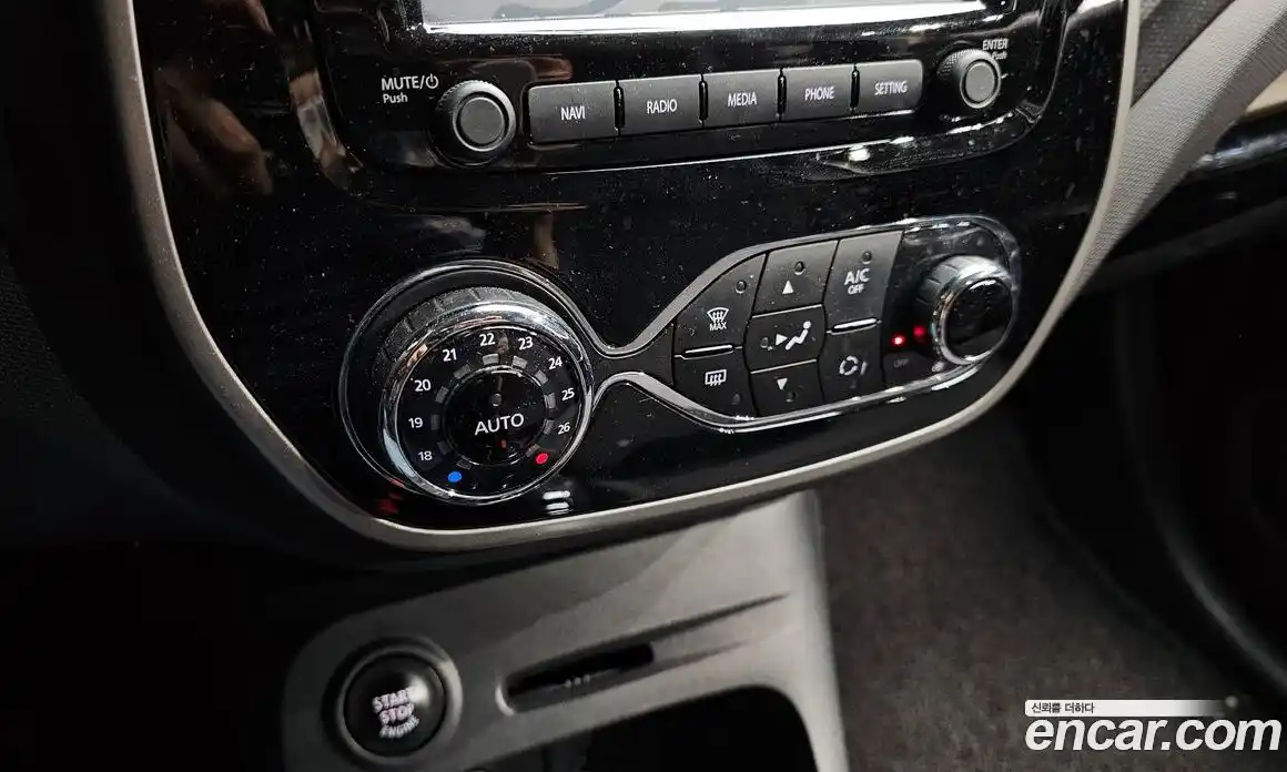 Renault QM3 2016 1.5 гидро в Москве № 2129027, фото 29
