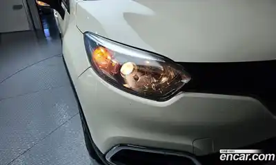 Renault QM3 2016 1.5 гидро в Москве № 2129027, миниатюра 8