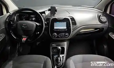 Renault QM3 2016 1.5 гидро в Москве № 2129027, миниатюра 10