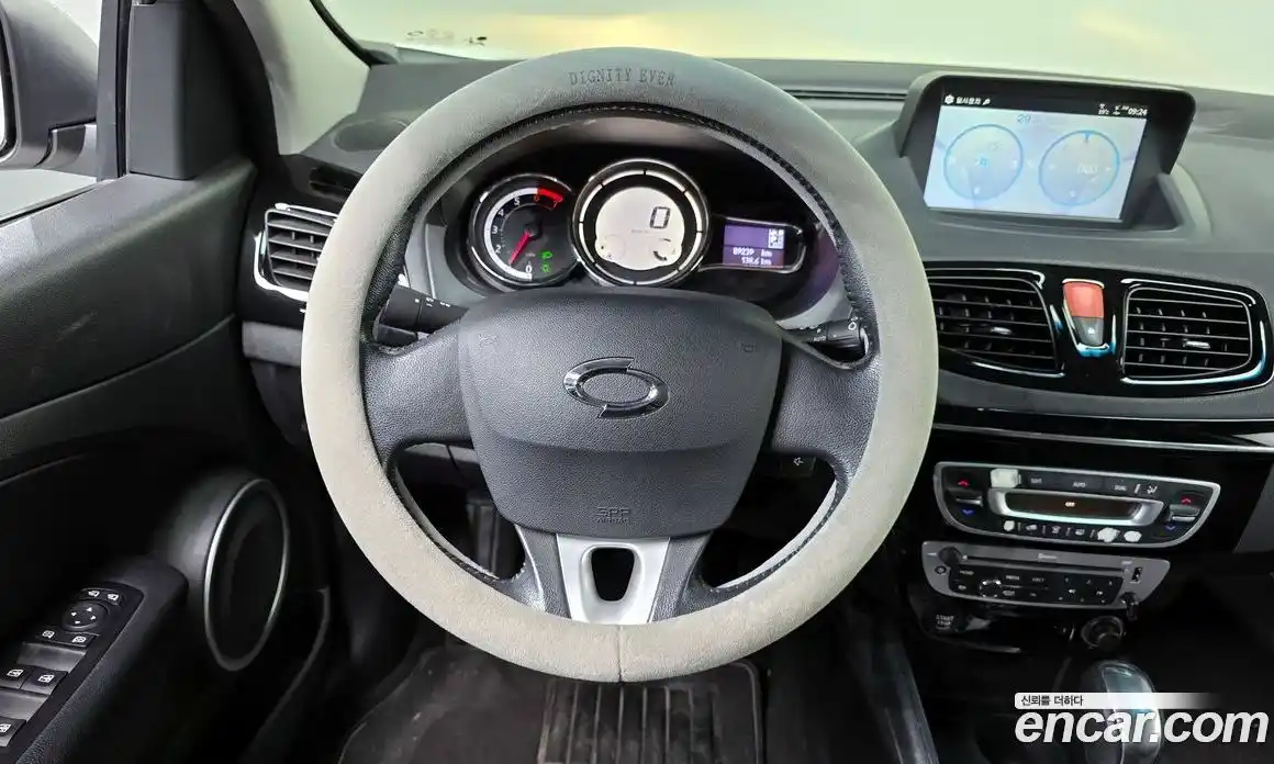Renault SM3 2016 1.6 гидро в Москве № 2129089, фото 19