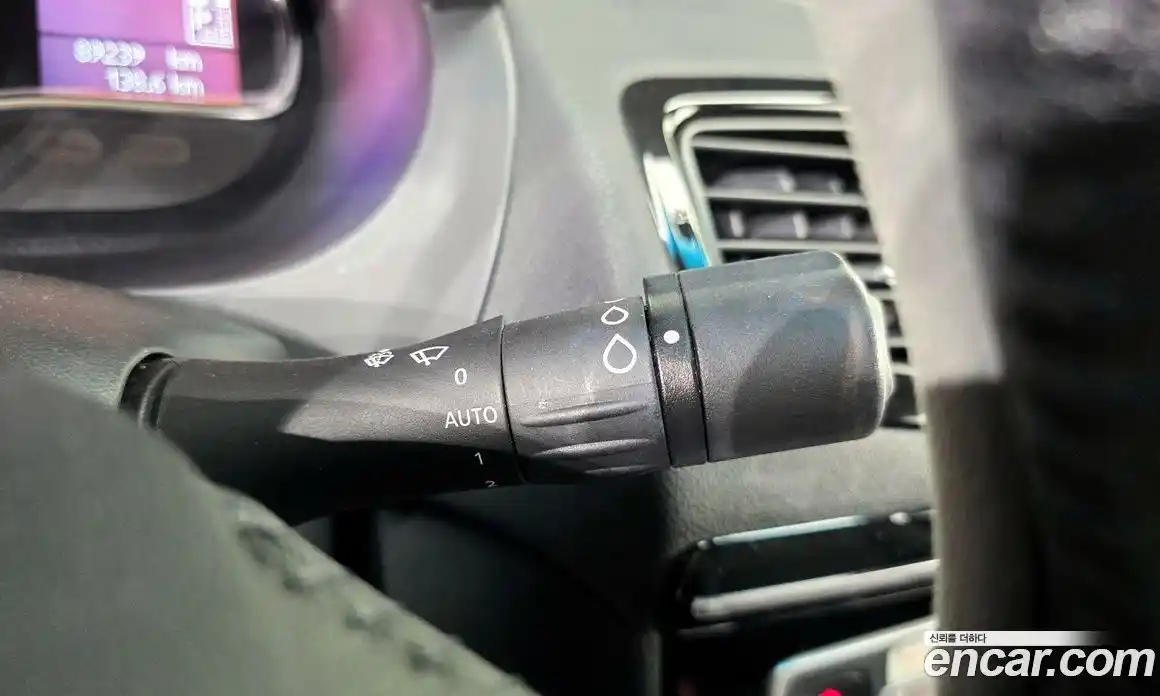 Renault SM3 2016 1.6 гидро в Москве № 2129089, фото 26