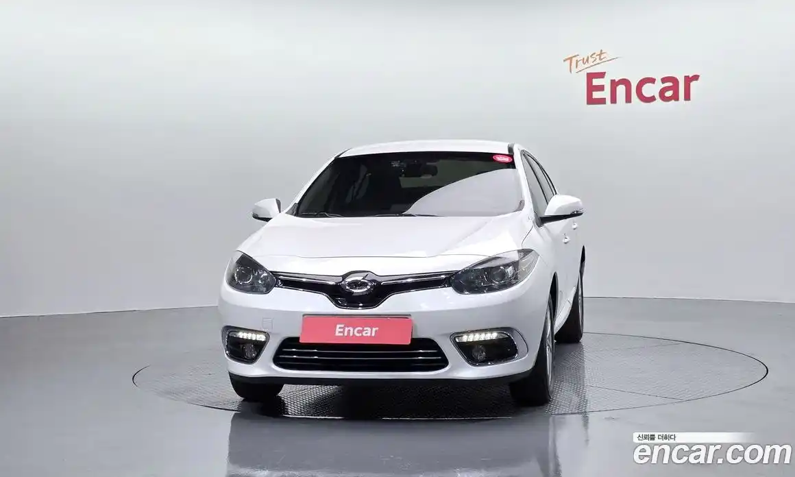 Renault SM3 2016 1.6 гидро в Москве № 2129089, фото 3