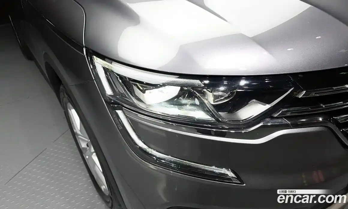 Renault QM6 2018 2.0 гидро в Москве № 2129214, фото 8